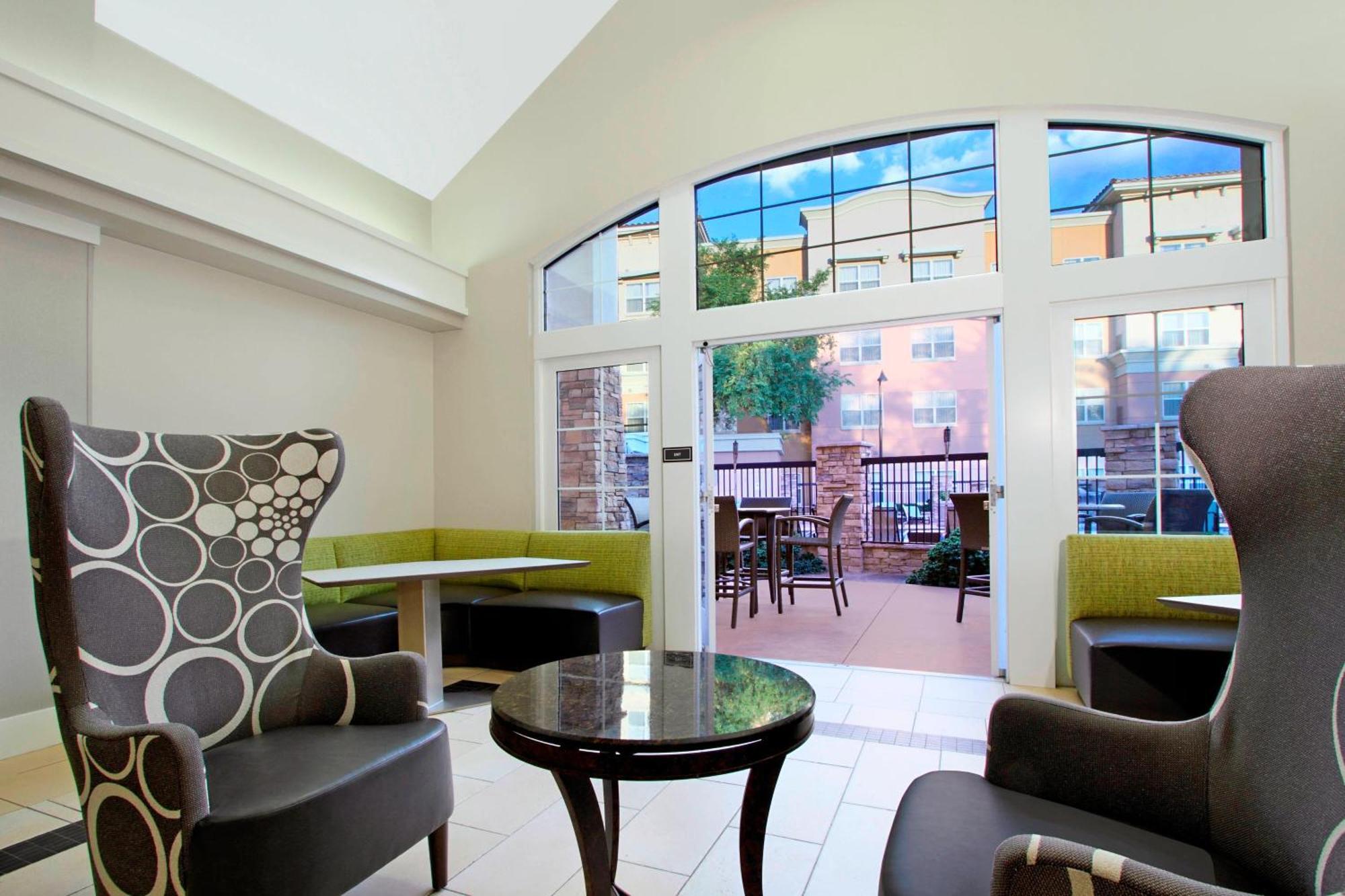 Residence Inn Phoenix Glendale Sports & Entertainment District Bagian luar foto