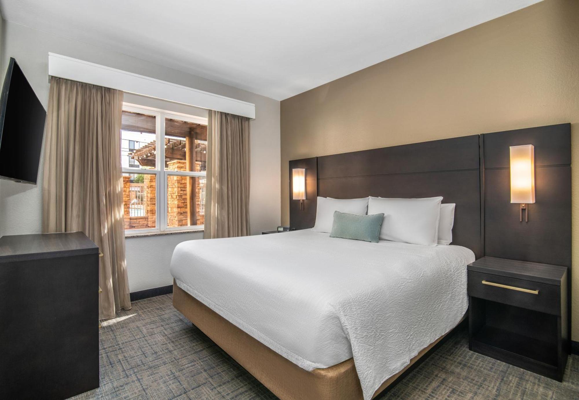 Residence Inn Phoenix Glendale Sports & Entertainment District Bagian luar foto