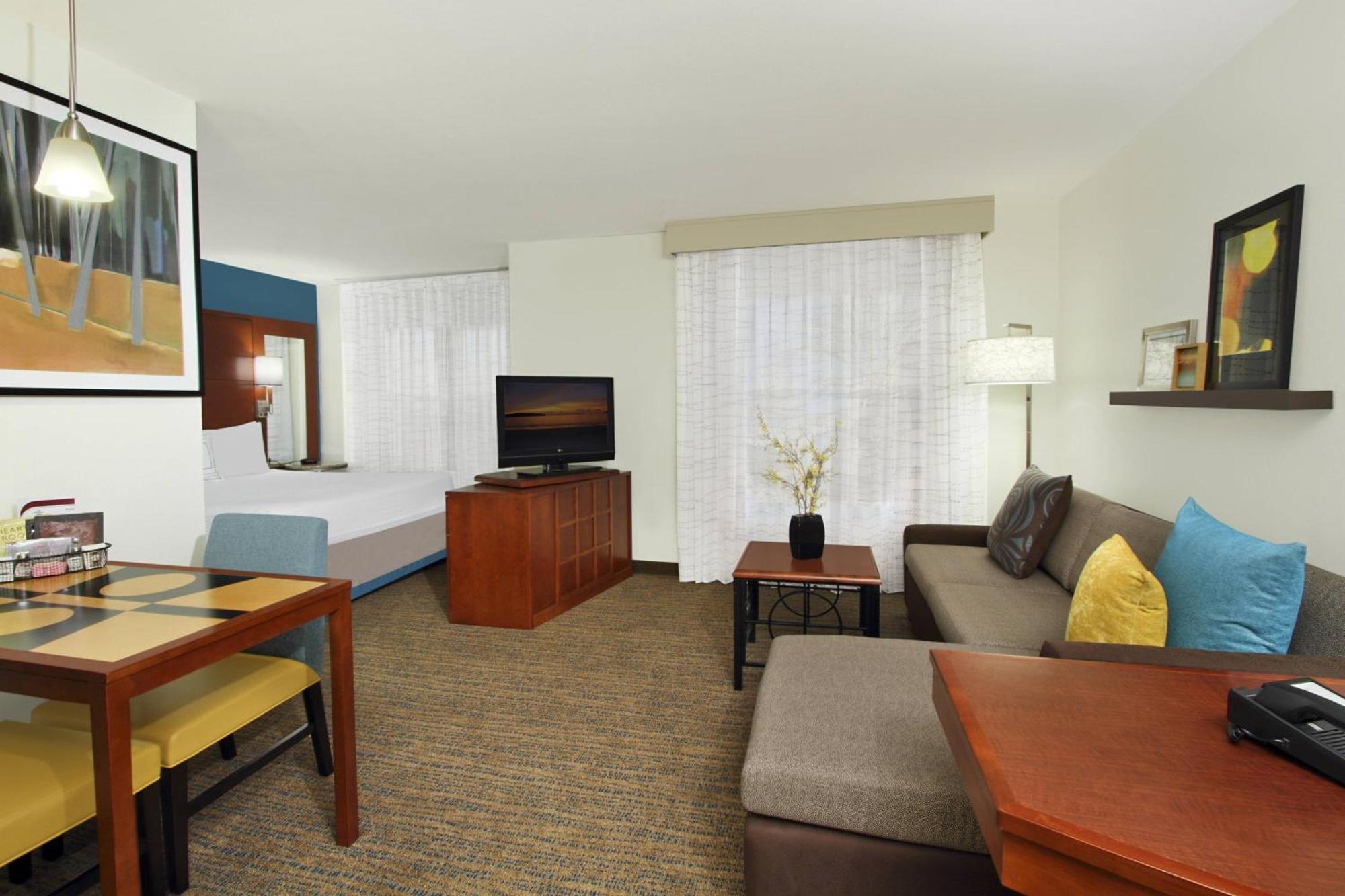 Residence Inn Phoenix Glendale Sports & Entertainment District Bagian luar foto